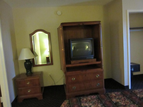 Days Inn & Suites by Wyndham SE Columbia Ft Jackson image 10