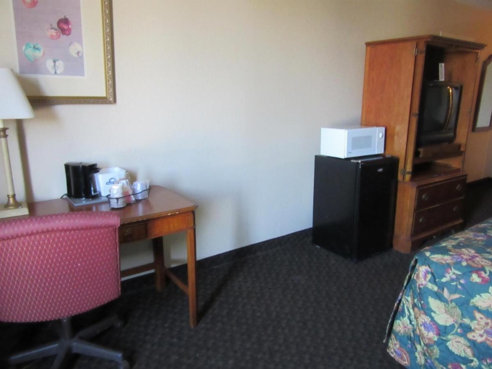 Double Room with Two Double Beds - Smoking
