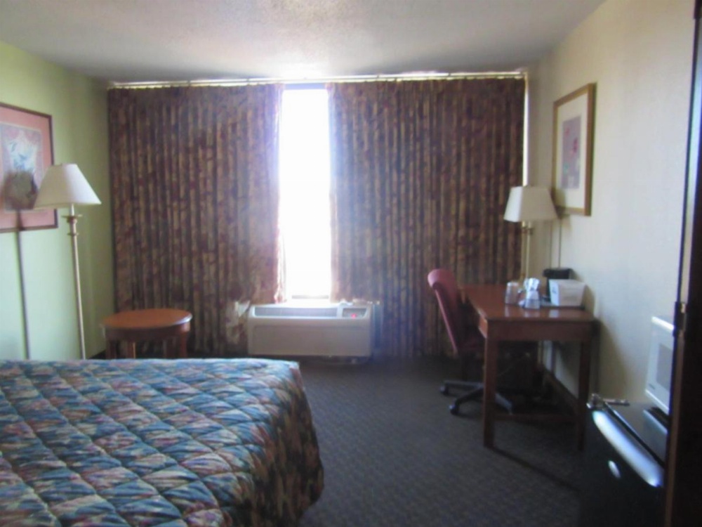 One Bedroom Suite with Two Double Beds - Non Smoking